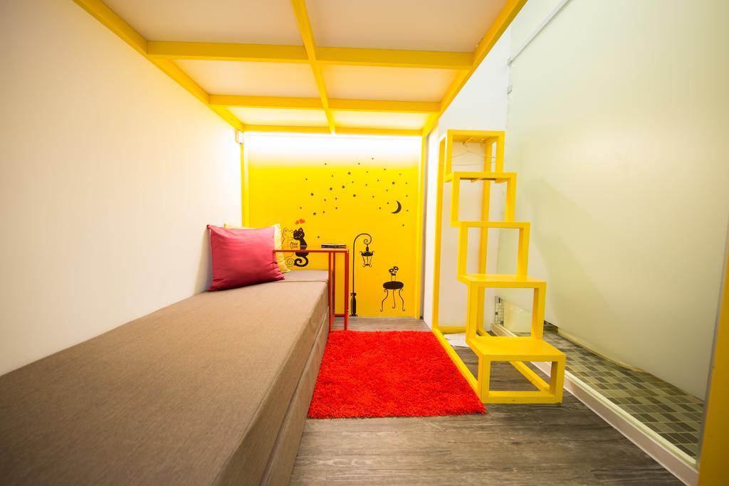 Sleepbox Hostel Taipei Bagian luar foto